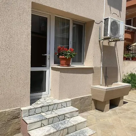 Apartment Апартаменти Даная *